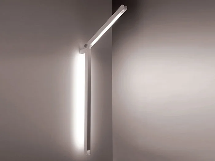 Antonangeli Flex – Wandleuchte Entworfen von Claudio Bitetti