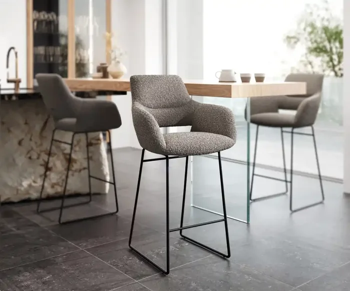 Barstuhl Yago-Flex Bouclé Silbergrau Kufengestell Metall Schwarz Taschenfederkern