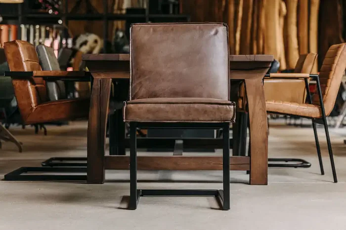 Buffalo Echtlederstuhl ohne Armlehne Addison