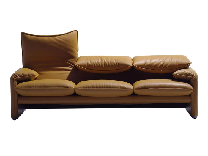 Cassina 675 Maralunga 3-Sitzer-Sofa Entworfen von Vico Magistretti