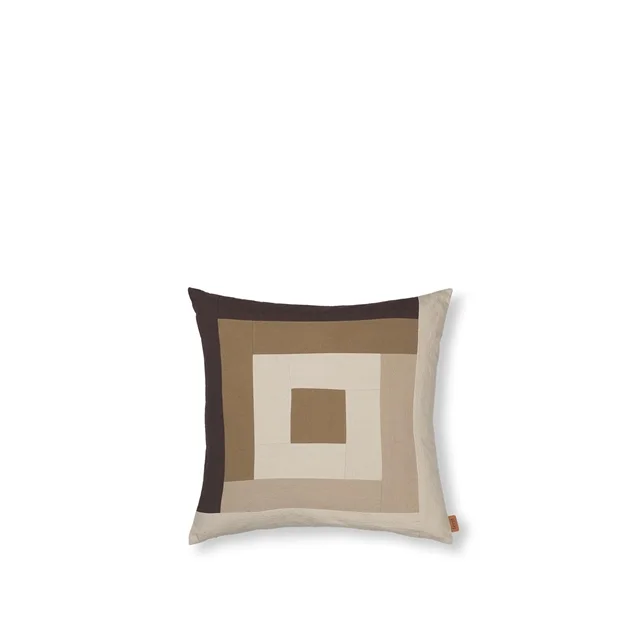 Ferm Living Border Patchwork Kissen Kaffee/Dunkler Sand