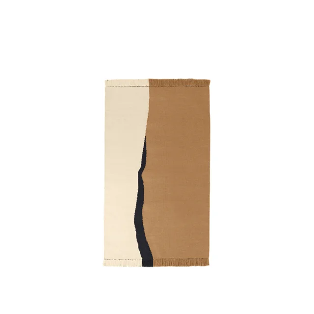 Ferm Living Soil Kelim Teppich 140×200 Dark Sand/ Off-White