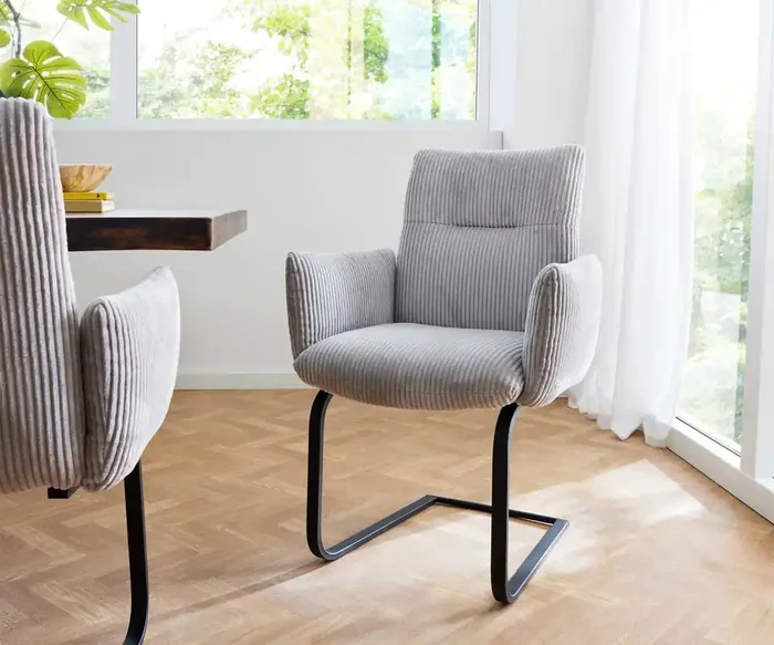 Freischwinger Jova-Flex mit Armlehnen Cord Silbergrau Freischwinger flach Schwarz Taschenfederkern