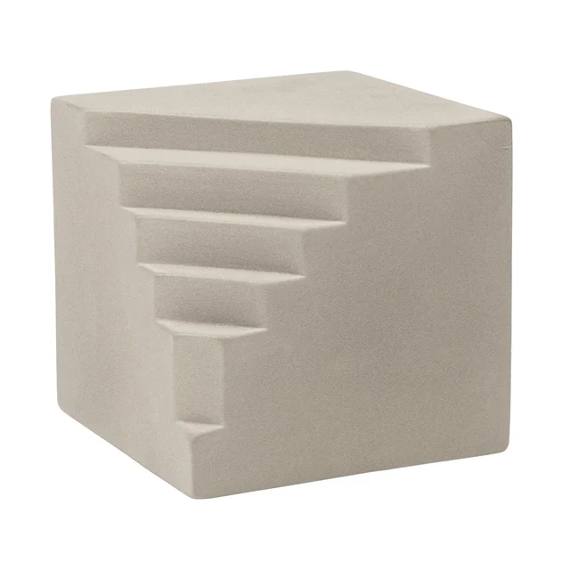 Kristina Dam Studio Treppenskulptur Grau