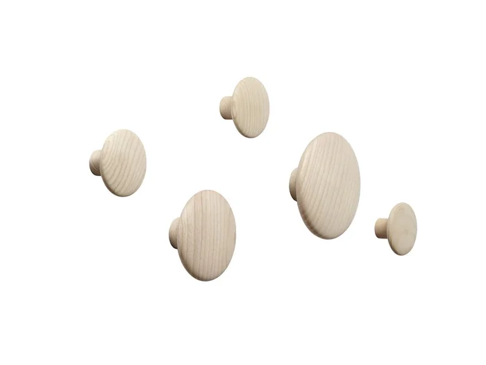 Muuto Dots Garderobenständer aus Holz 5 Stück