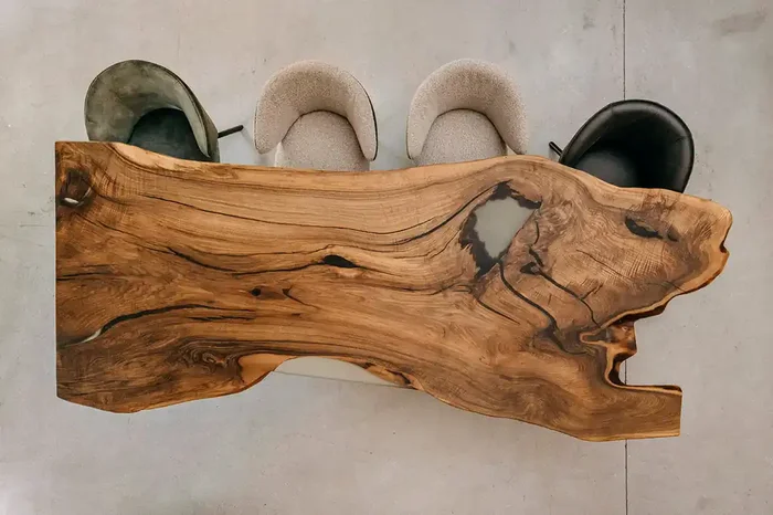 Nussbaum Tischplatte aus der Baumscheibe 300 x 120 x 4,5 cm