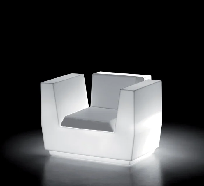 Plust Collection Big Cut Light Sessel Entworfen von Matali Crasset