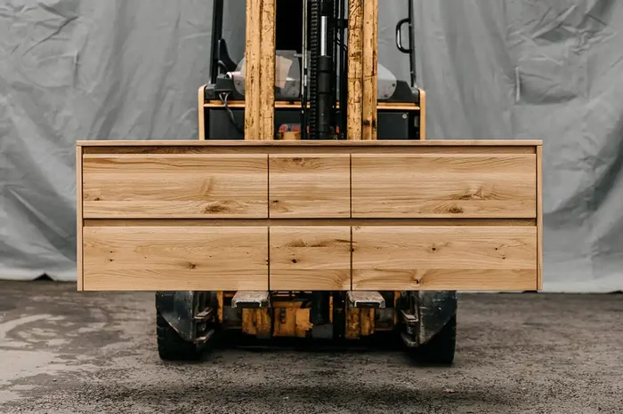 Schwebendes Sideboard Eiche massiv mit 6 Schubladen Serie Bolt