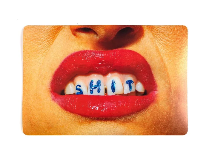 Seletti Toiletpaper Shit Tischmatte Entworfen von Toiletpaper