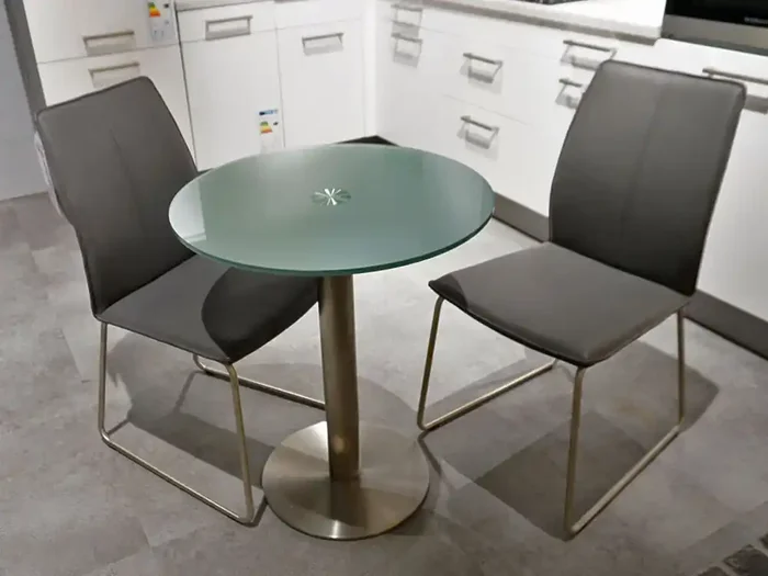 Tischgruppe „Primo/Cuma“