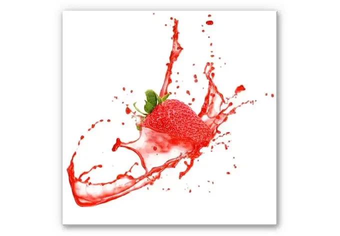 Wandbild Splashing Strawberry